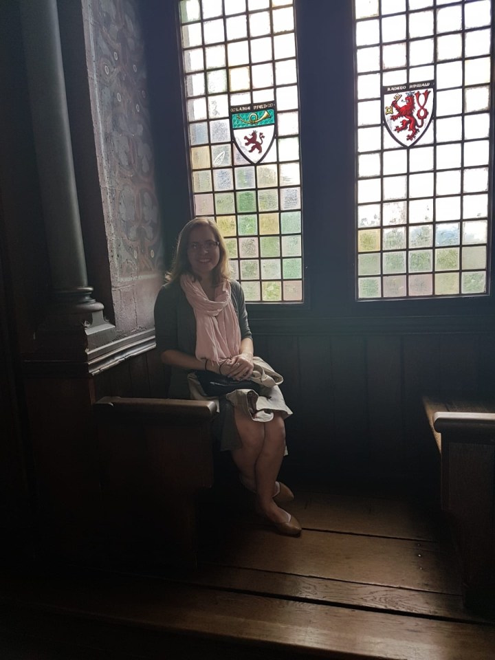 Schloss Burg Hall.jpg